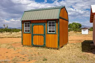 8169 E Larson Rd, Hereford, AZ 85615 - Photo 5