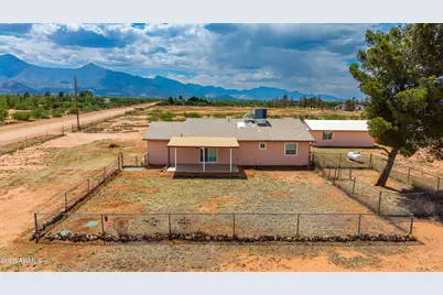 8169 E Larson Road, Hereford, AZ 85615 - Photo 3