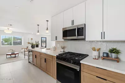 1238 E Almeria Road, Phoenix, AZ 85006 - Photo 9