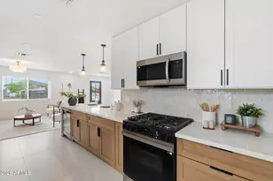 1238 E Almeria Rd, Phoenix, AZ 85006 - Photo 9