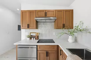 1238 E Almeria Rd, Phoenix, AZ 85006 - Photo 23