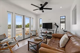 230 W Monterosa St, Phoenix, AZ 85013 - Photo 39