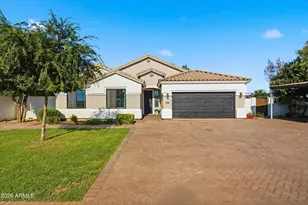10013 S 280th Ln, Buckeye, AZ 85326 - Photo 3