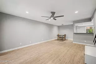 9465 N 92nd St, Scottsdale, AZ 85258 - Photo 5