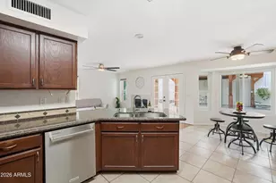 1932 E Morrow Dr, Phoenix, AZ 85024 - Photo 9