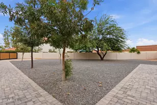 1932 E Morrow Dr, Phoenix, AZ 85024 - Photo 25