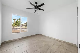 5708 N 42nd Ln, Phoenix, AZ 85019 - Photo 15