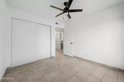 5708 N 42nd Lane, Phoenix, AZ 85019 - Photo 17