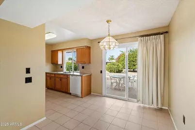 10528 W Tumblewood Drive, Sun City, AZ 85351 - Photo 7