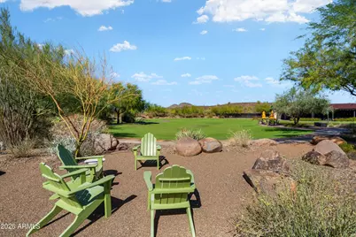 13055 W Redbird Road W, Peoria, AZ 85383 - Photo 95