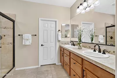 13055 W Redbird Road W, Peoria, AZ 85383 - Photo 23