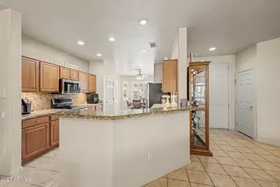 15940 W Zinnia Court, Surprise, AZ 85374 - Photo 9