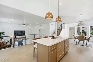 3713 E Taro Ln, Phoenix, AZ 85050 - Photo 11