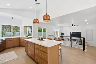 3713 E Taro Ln, Phoenix, AZ 85050 - Photo 13