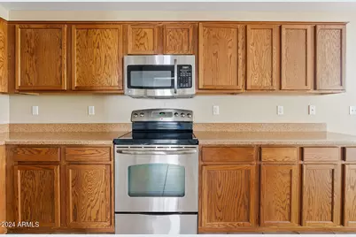 15410 N 169th Lane, Surprise, AZ 85388 - Photo 11