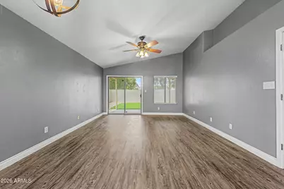 21248 N 88th Lane, Peoria, AZ 85382 - Photo 11