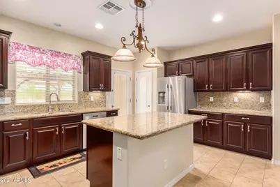 1008 W Deoni Trail, San Tan Valley, AZ 85143 - Photo 11