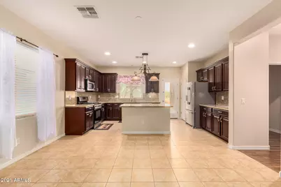 1008 W Deoni Trail, San Tan Valley, AZ 85143 - Photo 9