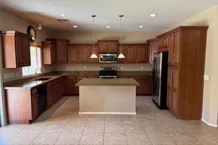 2345 W Skinner Dr, Phoenix, AZ 85085 - Photo 3