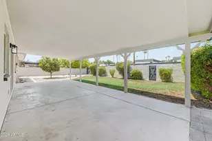 1818 W Morten Ave, Phoenix, AZ 85021 - Photo 25