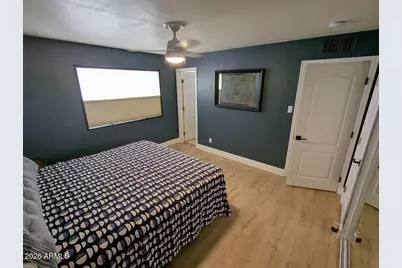 7537 N 17th Drive, Phoenix, AZ 85021 - Photo 17