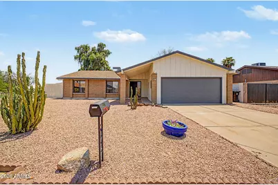 2217 E Holmes Avenue, Mesa, AZ 85204 - Photo 17