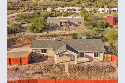 33665 S Incline Drive, Black Canyon City, AZ 85324 - Photo 39