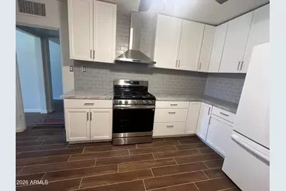 801 W Earll Drive, Phoenix, AZ 85013 - Photo 15