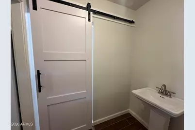 801 W Earll Drive, Phoenix, AZ 85013 - Photo 29