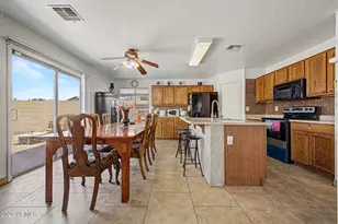 1618 W Pecan Rd, Phoenix, AZ 85041 - Photo 9