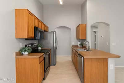 1001 E Mountain View Road, San Tan Valley, AZ 85143 - Photo 11