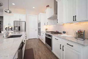 19249 N 268th Ln, Buckeye, AZ 85396 - Photo 15