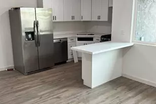 7634 E 3rd St, Scottsdale, AZ 85251 - Photo 11