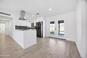7634 E 3rd St, Scottsdale, AZ 85251 - Photo 3