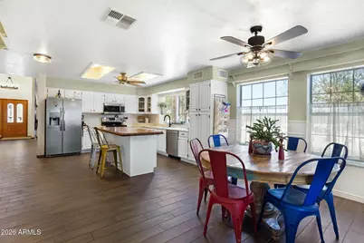 15679 W Duane Lane, Surprise, AZ 85387 - Photo 13