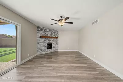 1355 W Lobo Avenue, Mesa, AZ 85202 - Photo 5