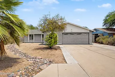945 N Central Drive, Chandler, AZ 85224 - Photo 1