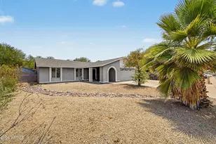 945 N Central Dr, Chandler, AZ 85224 - Photo 3