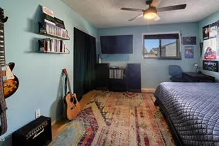253 E Beck Ln, Phoenix, AZ 85022 - Photo 13