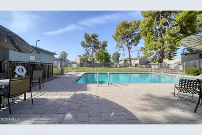253 E Beck Lane, Phoenix, AZ 85022 - Photo 19