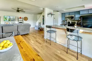 253 E Beck Ln, Phoenix, AZ 85022 - Photo 3