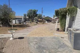 5454 W Roanoke Ave, Phoenix, AZ 85035 - Photo 9