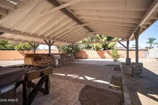 922 W Angela Dr, Phoenix, AZ 85023 - Photo 27