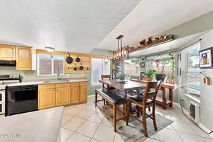 9219 N 55th Ave, Glendale, AZ 85302 - Photo 11