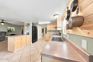 9219 N 55th Ave, Glendale, AZ 85302 - Photo 15