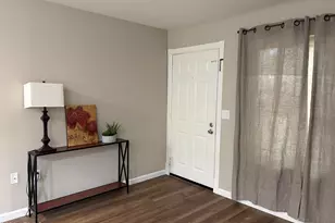 461 W Holmes Ave, Mesa, AZ 85210 - Photo 5