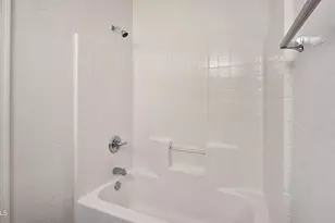 18250 N 32nd St, Phoenix, AZ 85032 - Photo 27