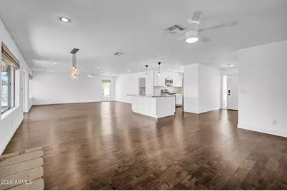 5219 E Winchcomb Drive, Scottsdale, AZ 85254 - Photo 11