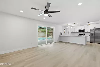 11002 N 45th Avenue, Glendale, AZ 85304 - Photo 13