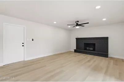 11002 N 45th Avenue, Glendale, AZ 85304 - Photo 11